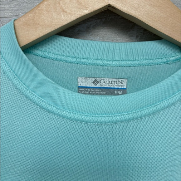 | Columbia | shirt. Size M. - Picture 3 of 4